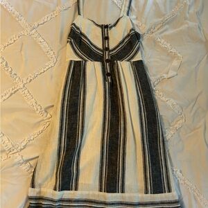 Universal Thread striped Dress with Buttons